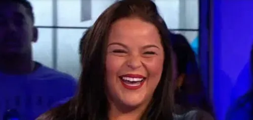 Sarah Fraisou : Très amincie, ses fans sont sous le choc !