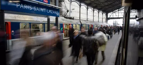 En cas d’agression sexuelle dans les transports, vous pouvez...