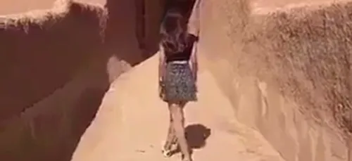 Arabie Saoudite: une jeune femme en jupe enflamme le royaume ! (Vidéo)
