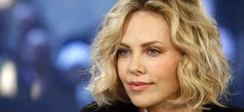 Charlize Theron: elle devient l'ambassadrice de la Bralette (sans N) !