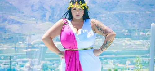 Les Vacances des Anges 2 : Mélanie et Sarah Fraisou en viennent...