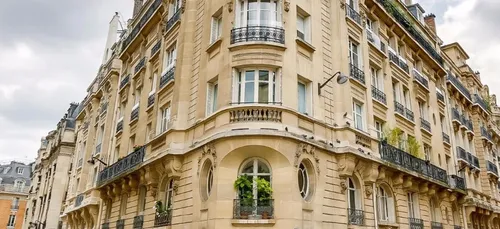 Paris et l'Ile-de-France : les jeunes sont de plus en plus pauvres...