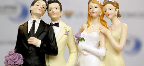 L'Autriche autorise officiellement le mariage homosexuel.