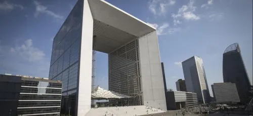 Les patrons du CAC 40 gagnent en moyenne, 70 fois plus qu'un...