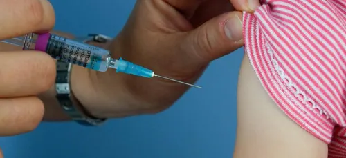 Vaccins obligatoires : face à la méfiance, les médecins rassurent !