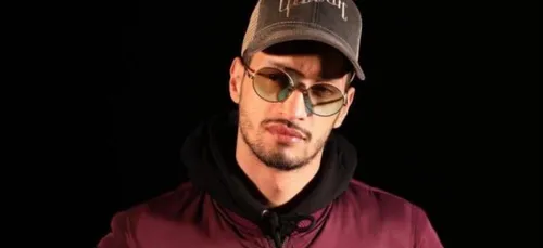 Soolking : après le drame, il appelle à une journée de silence