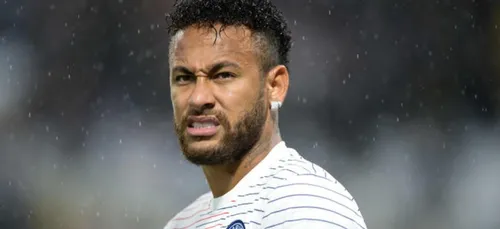 Neymar va avoir droit à sa statue en plein Paris ! (Vidéo)