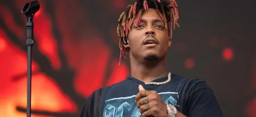 Juice WRLD : 30 kilos de drogue et des armes retrouvées dans son...