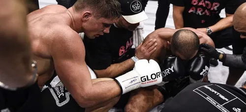 Badr Hari : blessé, il perd sa revanche contre Verhoeven [VIDEO]