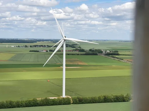 Collégiens et lycéens dans les coulisses des éoliennes