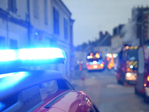 La N10 coupée après un feu dans Thivars