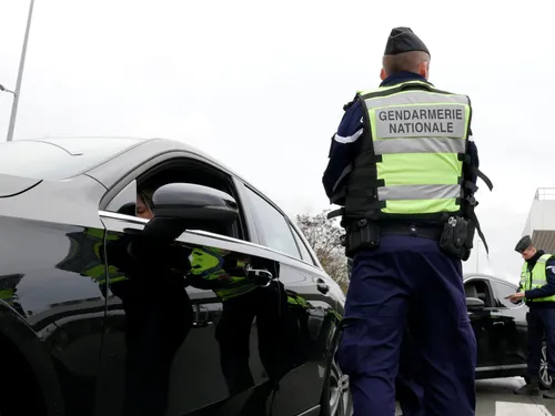 Plus de 200 véhicules contrôlés à Nogent-le-Rotrou 