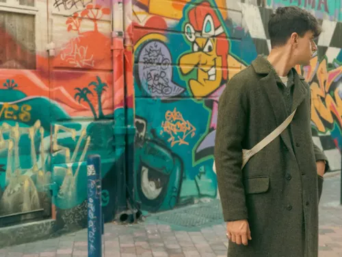 Toulouse : Menone, une start-up qui propose des vêtements en...