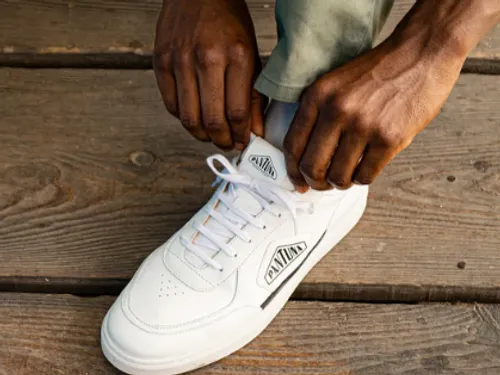 Béziers : Maison Pantuna crée des baskets en cuir de thon