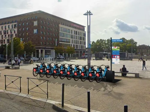 Nîmes : des vélos électriques en libre-service débarquent en ville 
