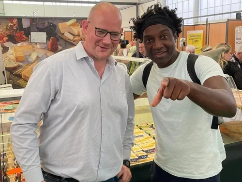 Marly-Gomont : Kamini ne chôme pas !