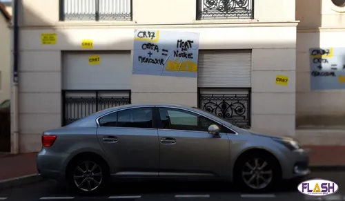 Dégradation de la façade de la permanence de la députée Sophie...