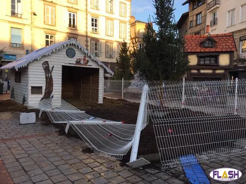La mini ferme de la place de la Motte a été vandalisée