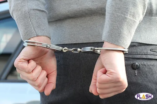 Limoges : Poignardé au dos, il va chercher une hache pour en...