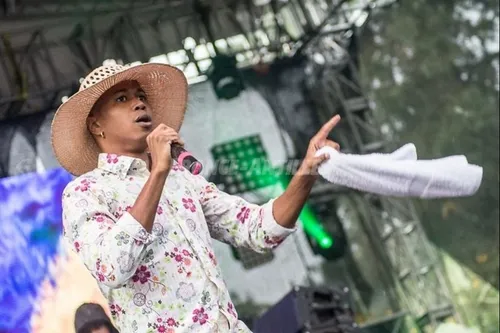 Après une bourse, Paille lance une fondation