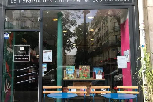 La librairie Calypso : la première librairie consacrée à la...