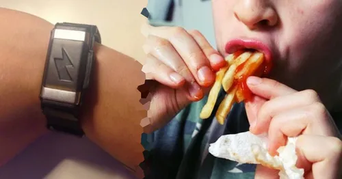 Ce bracelet vous électrocute si vous mangez trop de fast food ou...