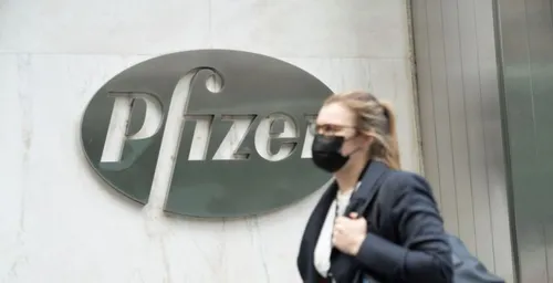 Covid-19 : deux laboratoires annoncent un vaccin « efficace à 90% »