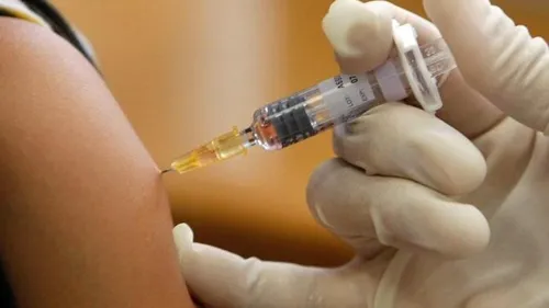Une femme de 78 ans, première française vaccinée contre la Covid-19