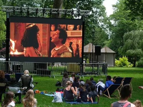 Un film à la belle étoile aux Villages-Vovéens