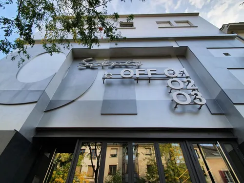 🔊C'est « Presque Vrai » au OFF à Chartres