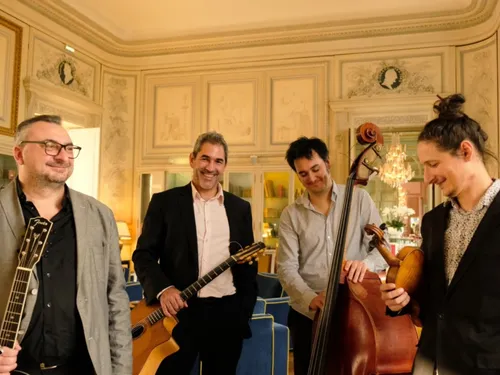 « Swing Acoustic Project » sur la scène des Festiv' à Nogent-le-Rotrou