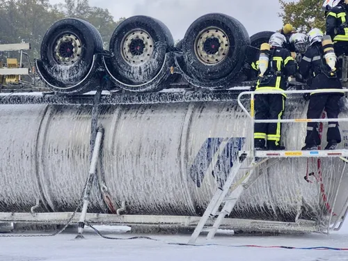 L'A11 fermée 12 heures après un accident à la Ferté-Bernard [PHOTOS]