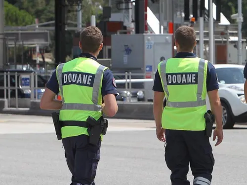 1,5 tonne de cocaïne saisie grâce au "renseignement" payant des...