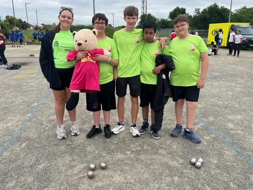 🔊 Quatre collégiens dunois au championnat de France de Pétanque en...