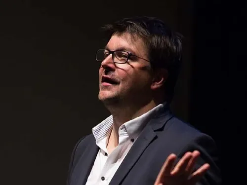 ARTENAY (45) - Humour musical : Tout le monde écrit des chansons