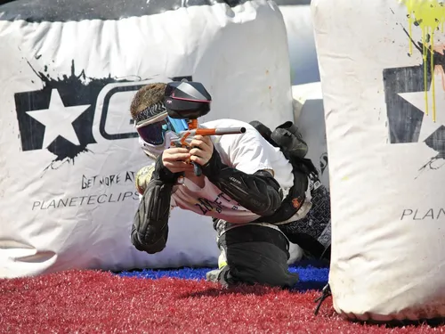 Le Championnat d'Europe de paintball se poursuit à Dreux
