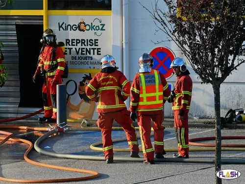 Incendie dans le magasin King Jouet au sud de Limoges