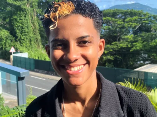 LÉA CHURROS : DE LA RÉUNION À DES MILLIONS DE VUES 