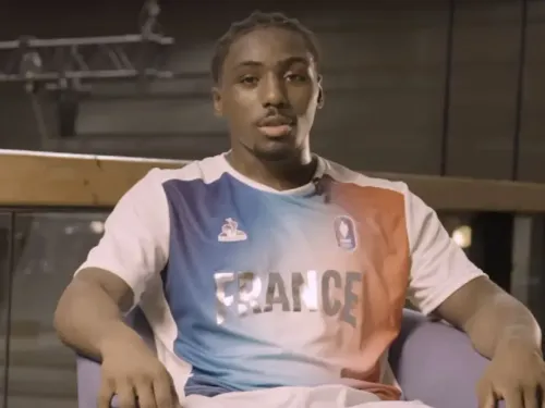 LE  CHAMPION DU MONDE DE JUDO JOAN BENJAMIN GABA SE LANCE DANS LA...