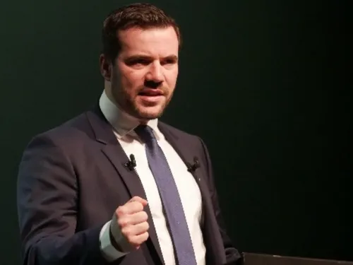 Benjamin Saint-Huile : « Montrer que l’on peut s’opposer et...