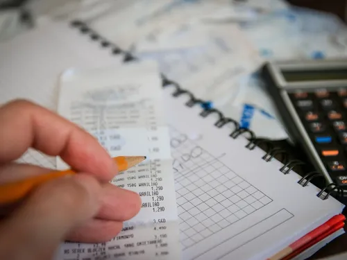 Impôt 2025 - Est-ce difficile ? Aimeriez-vous contribuer plus ?