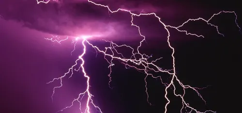 Orages violents : les explications de l’observatoire français des...