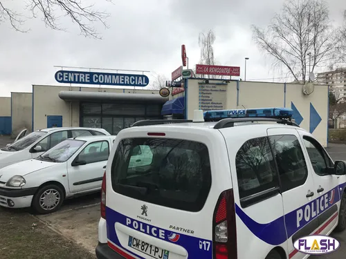 Vol à main armé du bar-tabac-presse des Portes Ferrées
