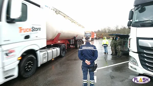 Opération de contrôle des véhicules de transport de marchandises et...