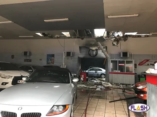 Important Incendie dans un garage automobile de Limoges