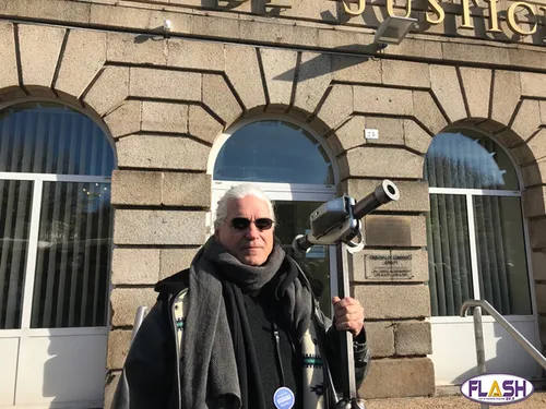 Le parquet de Guéret abandonne les poursuites contre le cinéaste...