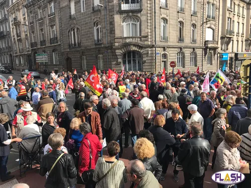 500 retraités devant la préfecture pour dire non à la hausse de 25%...