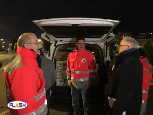 Le préfet à la rencontre de la maraude de la Croix Rouge