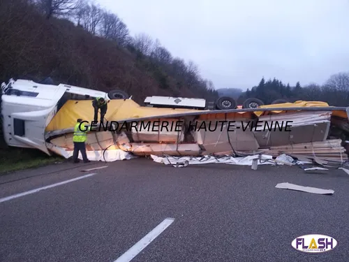 l'A20 et la RN 147 bloquées après deux accidents de Poids lourd
