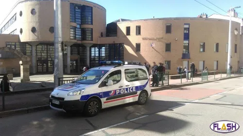 Vente de stupéfiants aux abords du lycée Suzanne Valadon